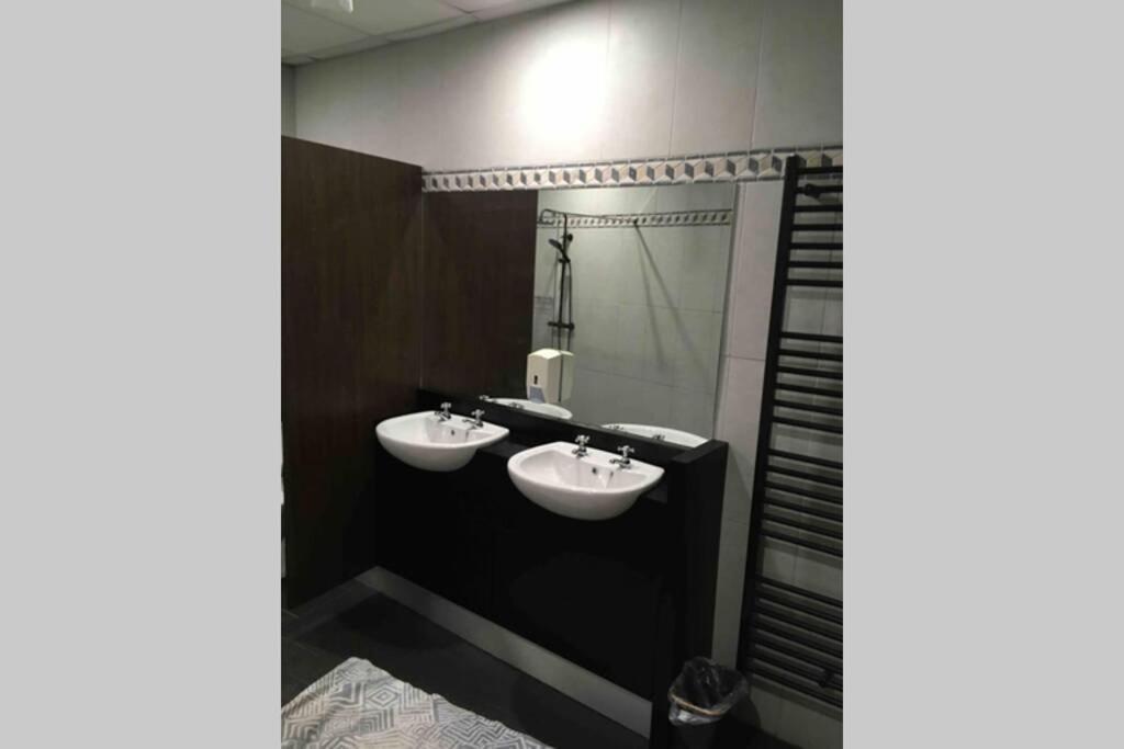 The Loft @ Clifden Bay Apartments Екстер'єр фото